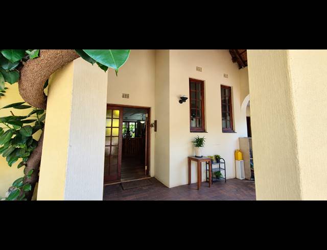 20,234M² SMALLHOLDING FOR SALE IN RYNFIELD AH